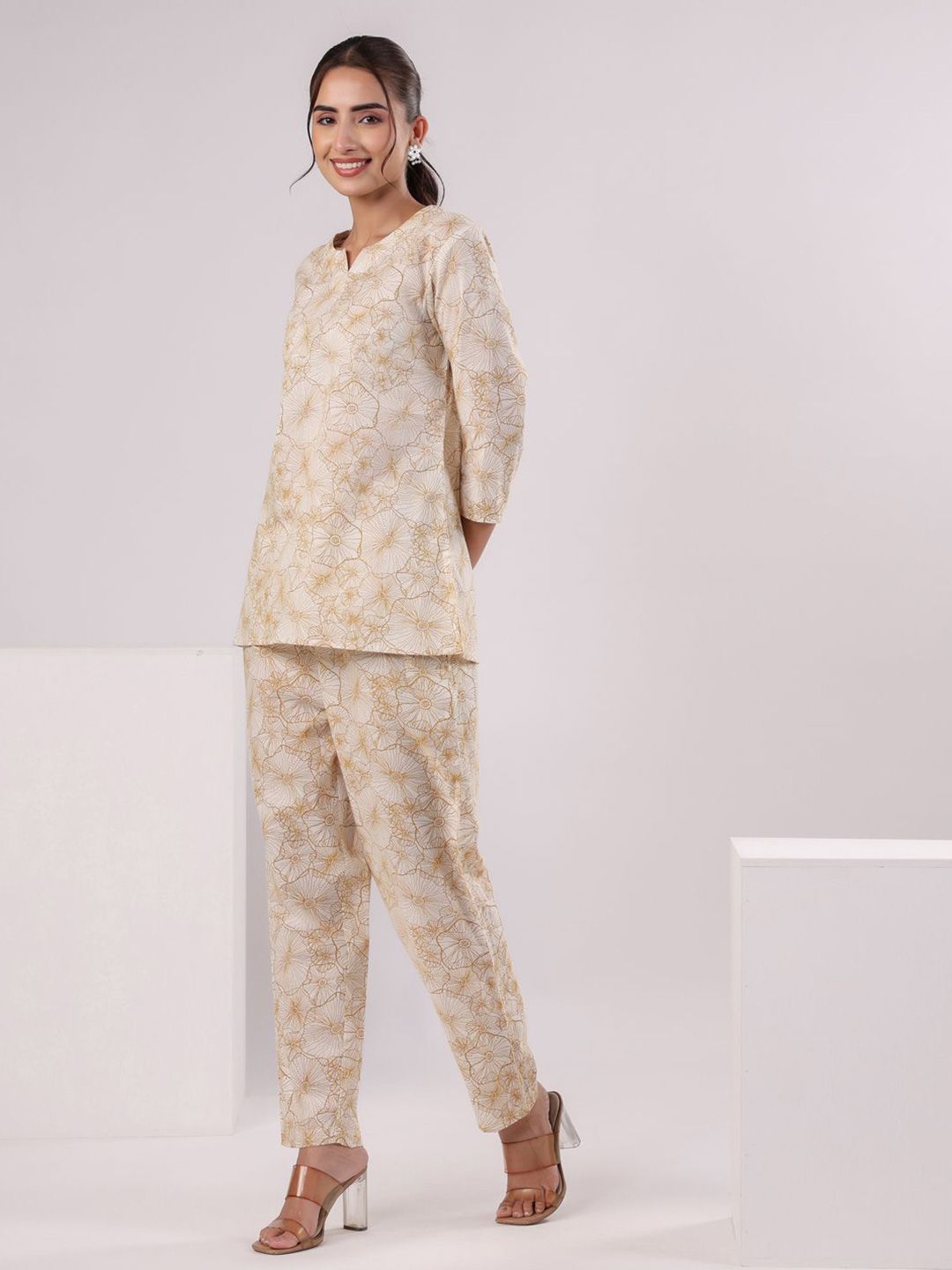 SANSKRUTIHOMES Women Printed Pure Cotton Night suit