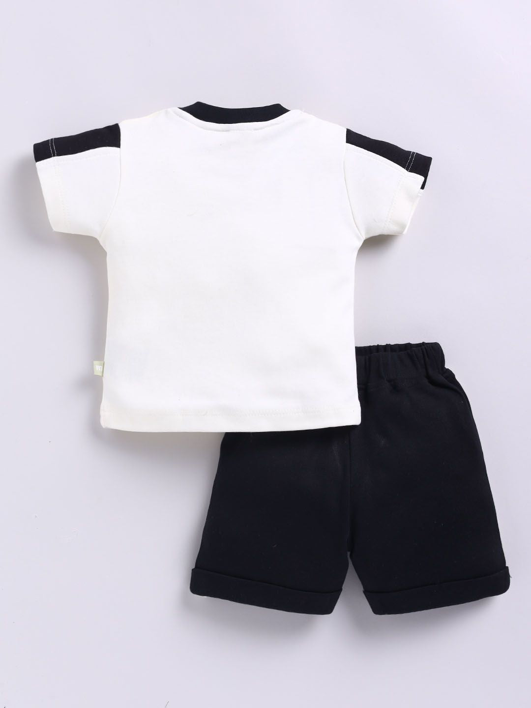 Moms Love Boys Printed T-shirt dengan seluar pendek