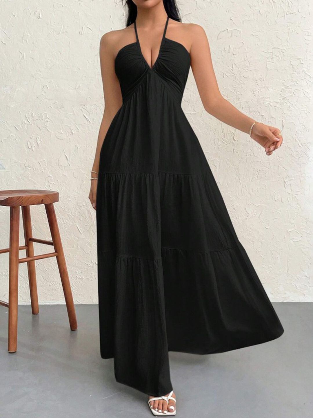 Berrylush Women Halter Neck Fit and Flare Maxi Dress