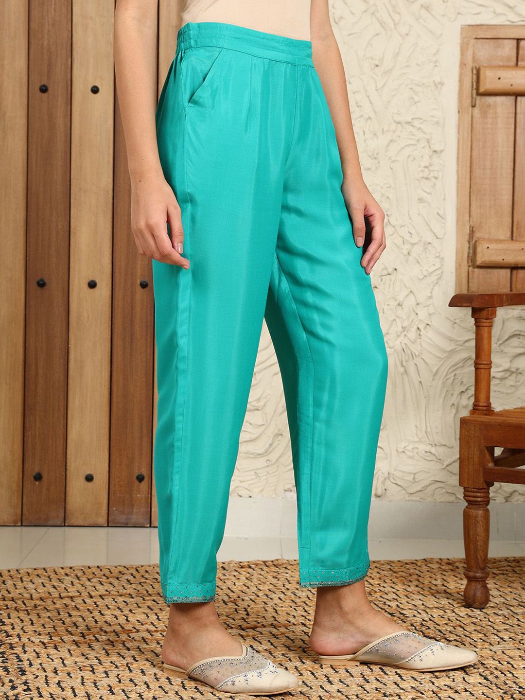 W Solid Women Straight Fit Pleated Casual Trousers
