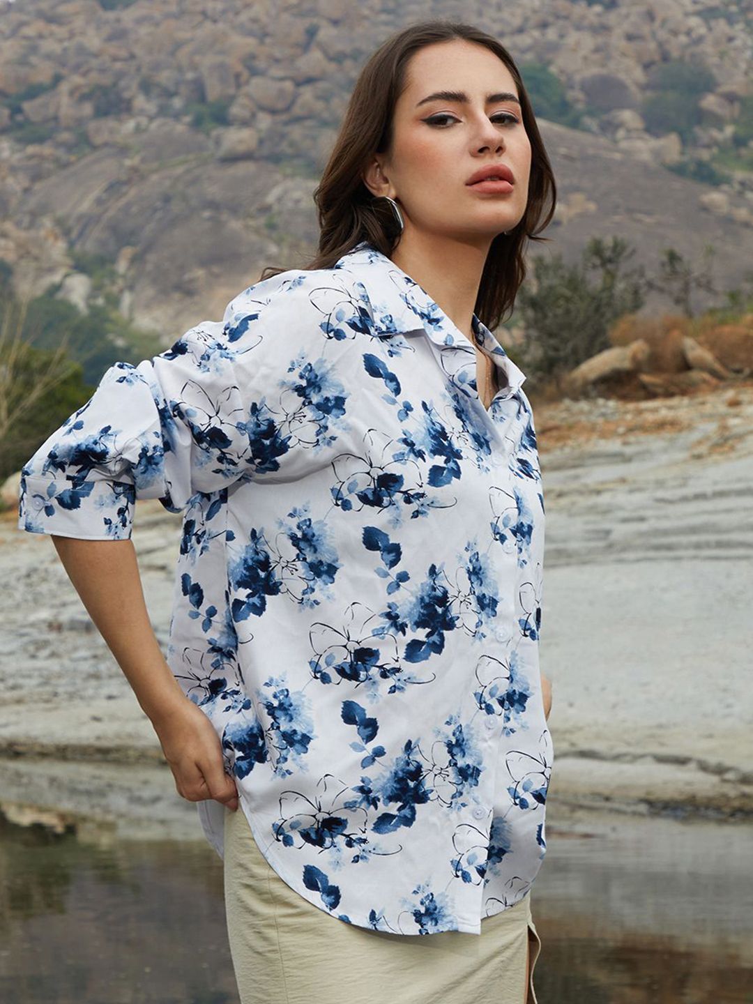 Campus Sutra Women Comfort Spread Collar Floral Printed Oversized Casual Shirt