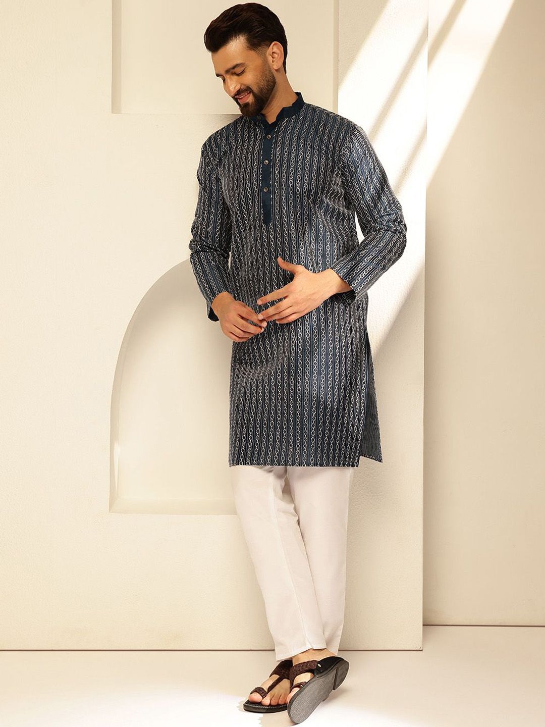 SOJANYA Geometric Embroidered Band Collar Thread Work Straight Cotton Silk Kurta