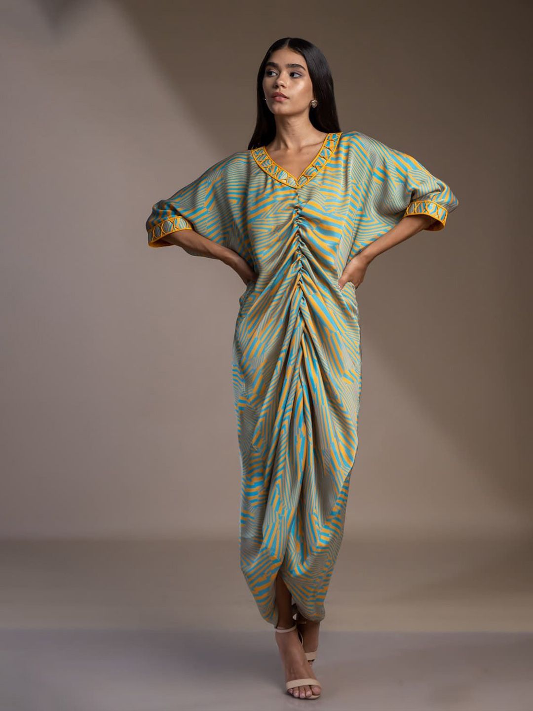 Pakaian Midi Kaftan Mamicha Cetak Georgette