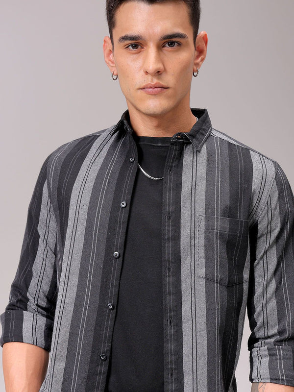 The Indian Garage Co Men Cutaway Collar Vertical Striped Cotton Slim Fit Casual Shirt