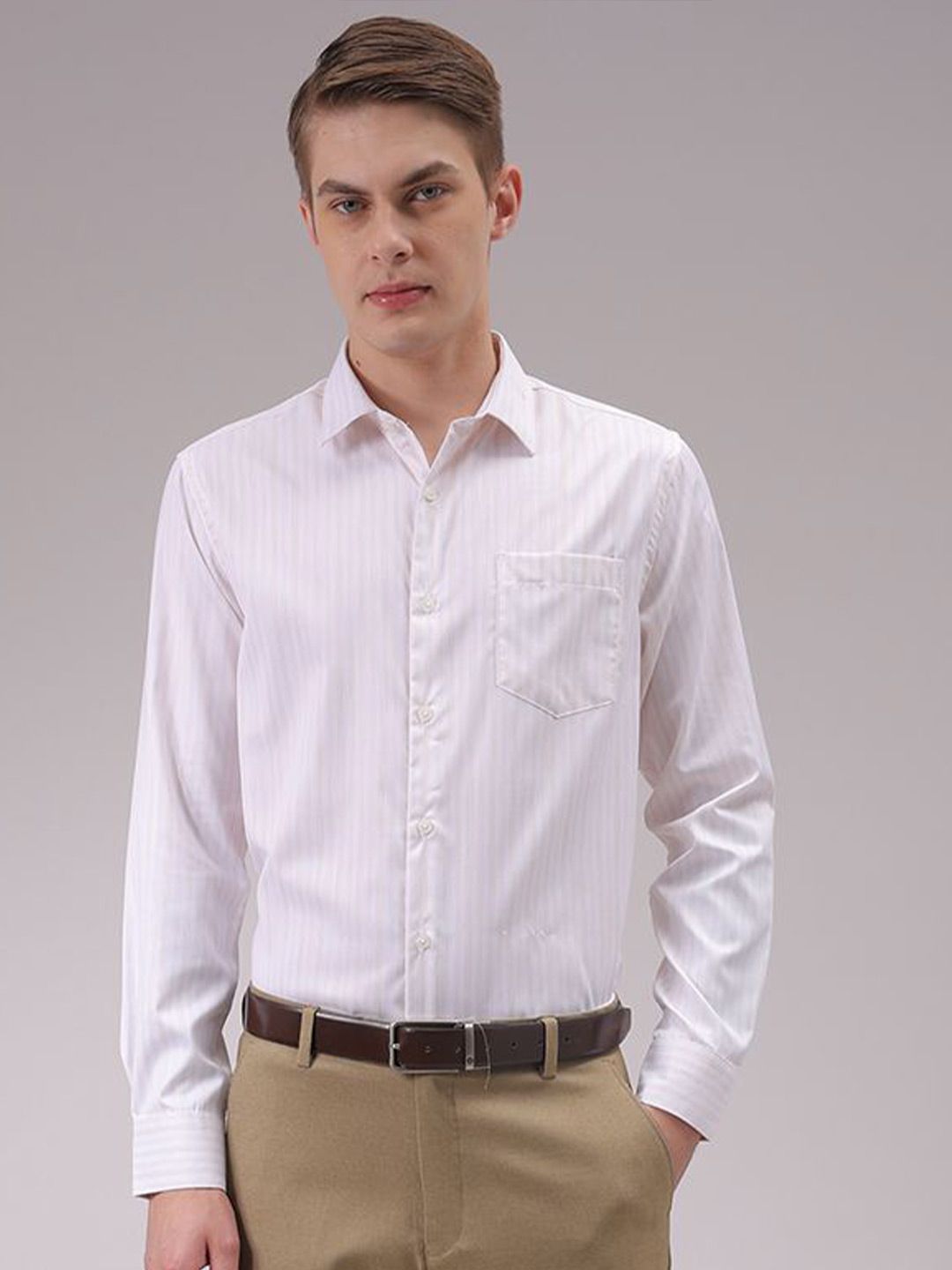 The Indian Garage Co. X Luxe Men Cutaway Collar Vertical Striped Slim Fit Formal Shirt