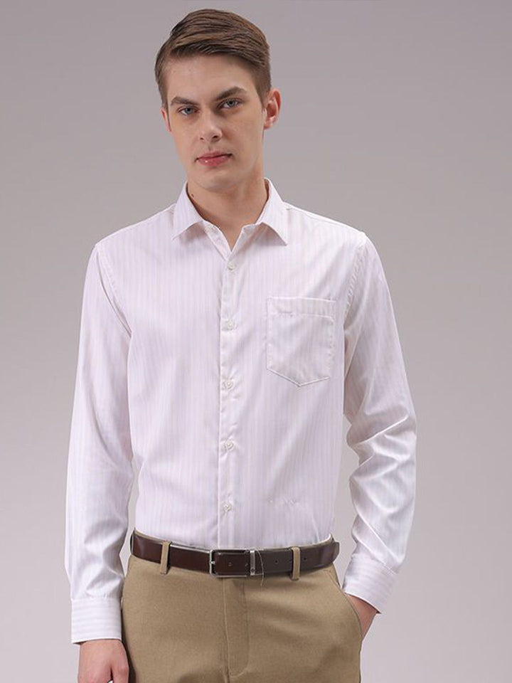 The Indian Garage Co. X Luxe Men Cutaway Collar Vertical Striped Slim Fit Formal Shirt