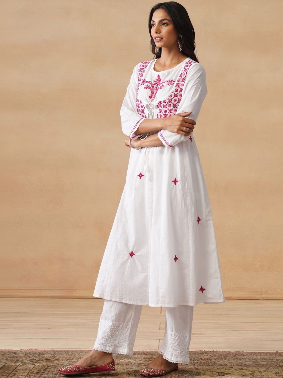 House of Chikankari Women Solid White Flared Kurta