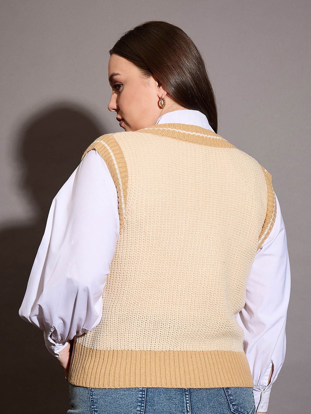 SASSAFRAS Curve Women Floral Printed Sweater Vest