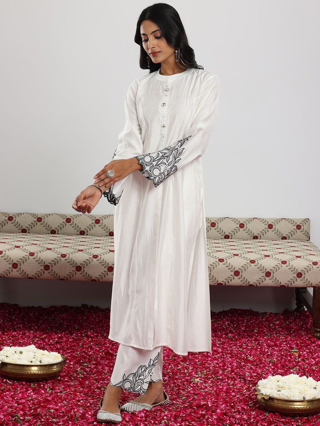 Libas White Floral Embroidered Thread Work Panelled A-Line Kurta with Trouser & Dupatta
