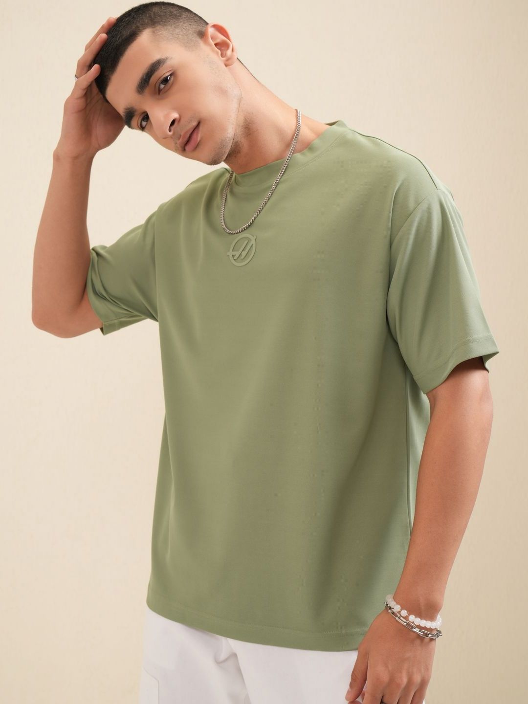 HIGHLANDER Men Solid Round Neck Relaxed Fit T-Shirt