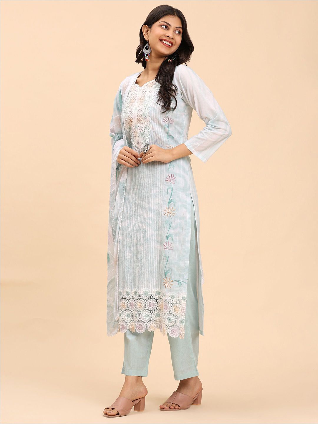 Mamicha Women Floral Printed Regular Pure Cotton Kurta with Palazzos & With Dupatta