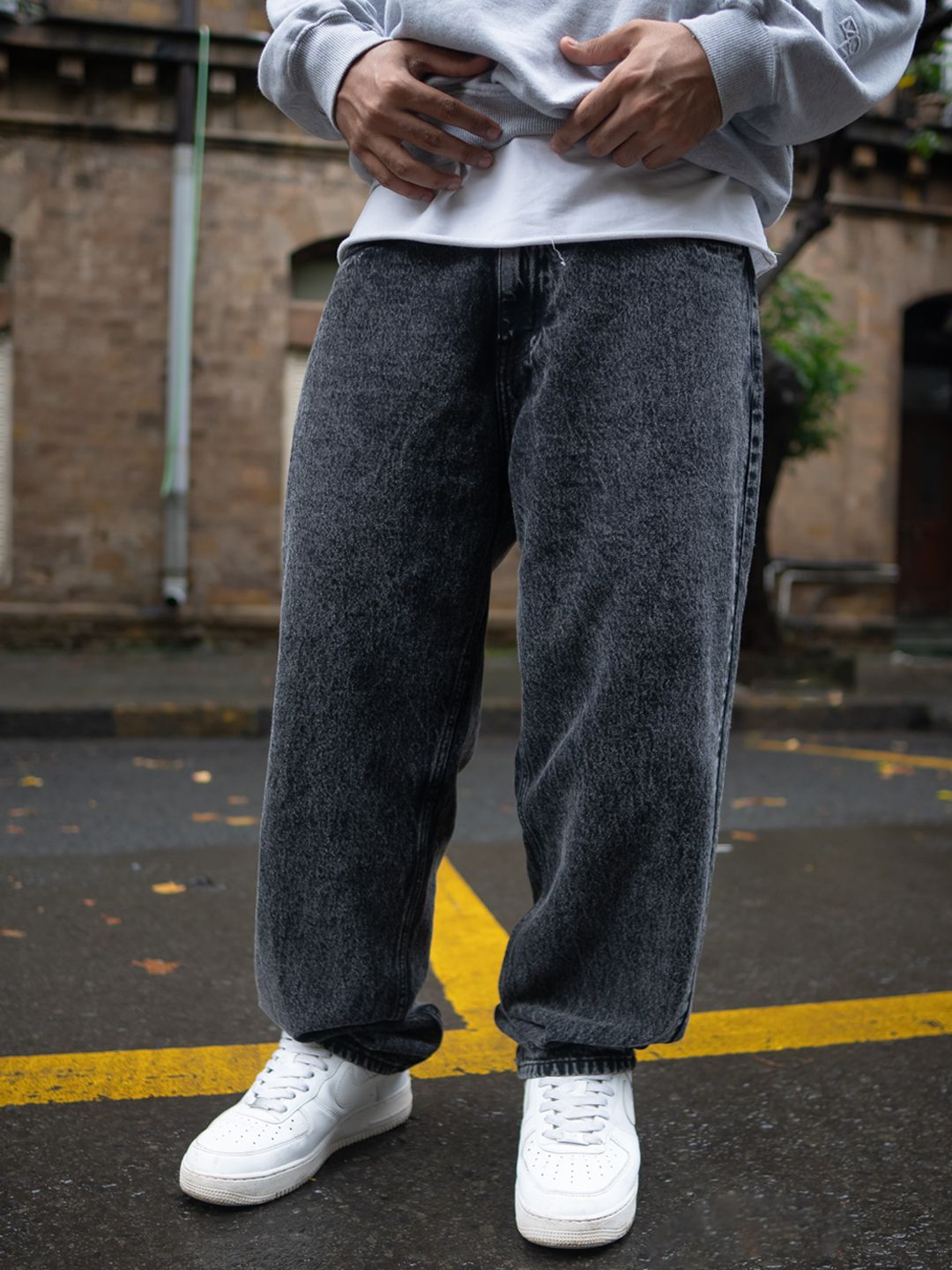 Powerlook Men Mid-Rise Relaxed Fit Heavy Fade Jeans
