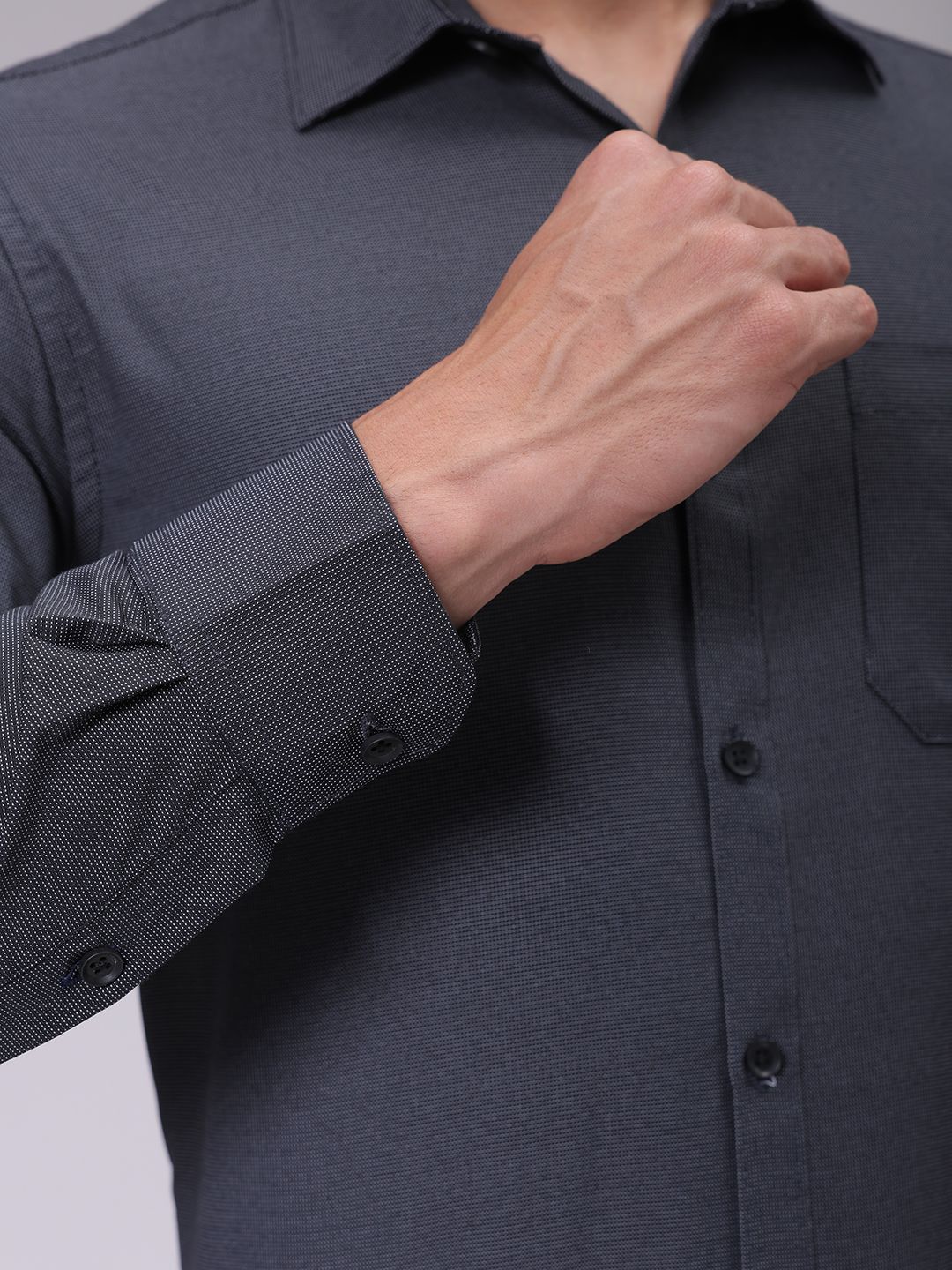 The Indian Garage Co. X Luxe Men Cutaway Collar Solid Slim Fit Formal Shirt
