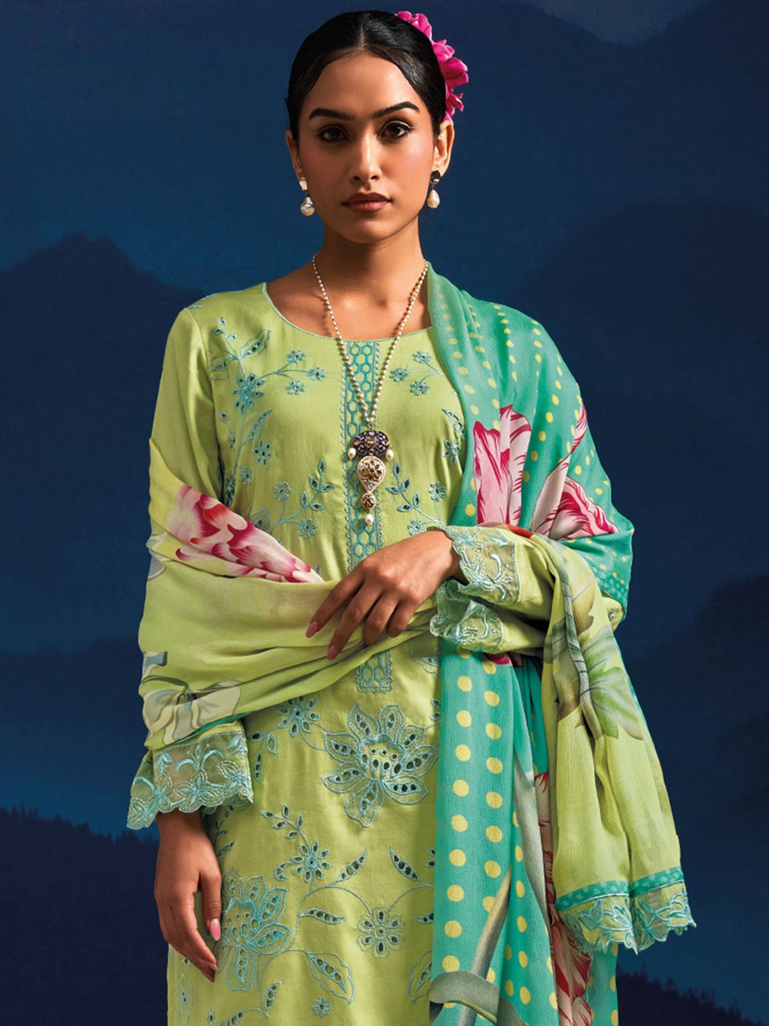 Indo Era Women Floral Embroidered Regular Thread Work Kurta with Trousers & With Dupatta
