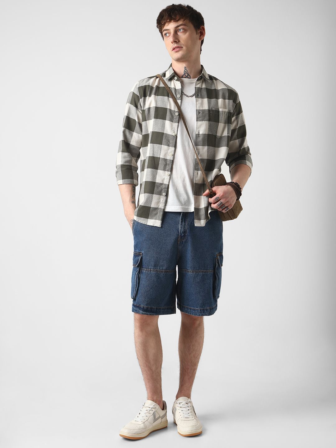 VASTRADO Men Classic Slim Fit Gingham Checks Opaque Checked Casual Shirt