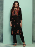 House of Chikankari Women Black Cotton Chikankari Embroidered Kurta
