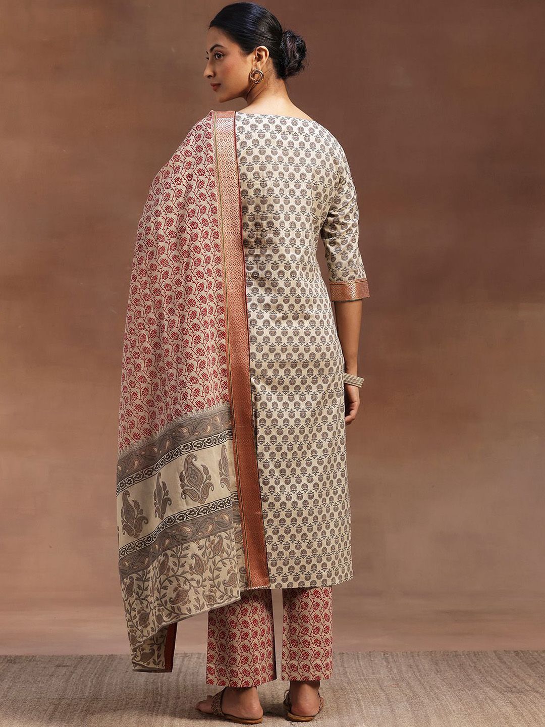 Libas Floral Printed Pure Cotton staight Kurta with Trousers & Dupatta