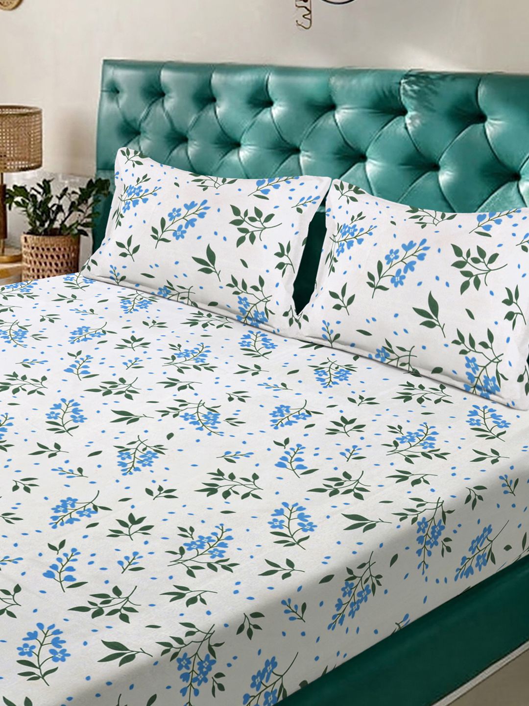 KLOTTHE White & Blue Floral Printed Set Cadar Double King 300 TC King 2.50 x 2.25 m