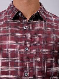 The Indian Garage Co Men Slim Fit Opaque Checked Casual Shirt