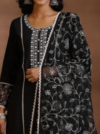 Libas Floral Yoke Design Panelled Sequinned Kurta with Trousers & Dupatta