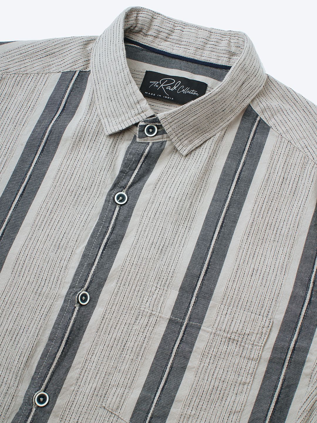 VASTRADO Men Classic Slim Fit Vertical Striped Cutaway Collar Cotton Casual Shirt
