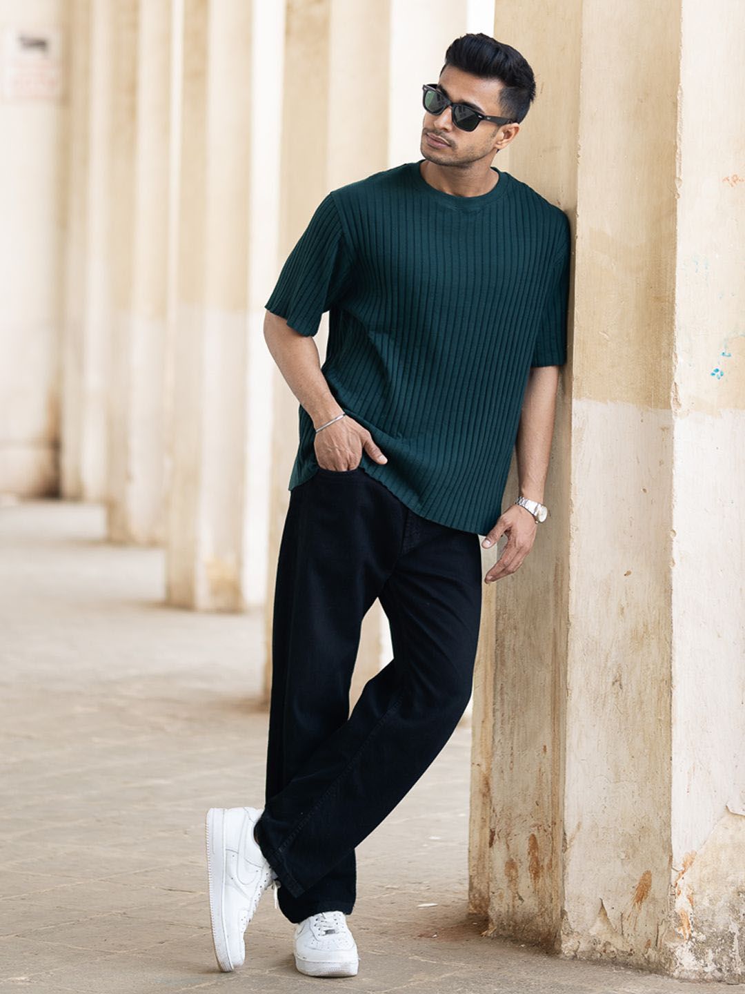 Powerlook Men Drop-Shoulder Sleeves Oversized T-shirt