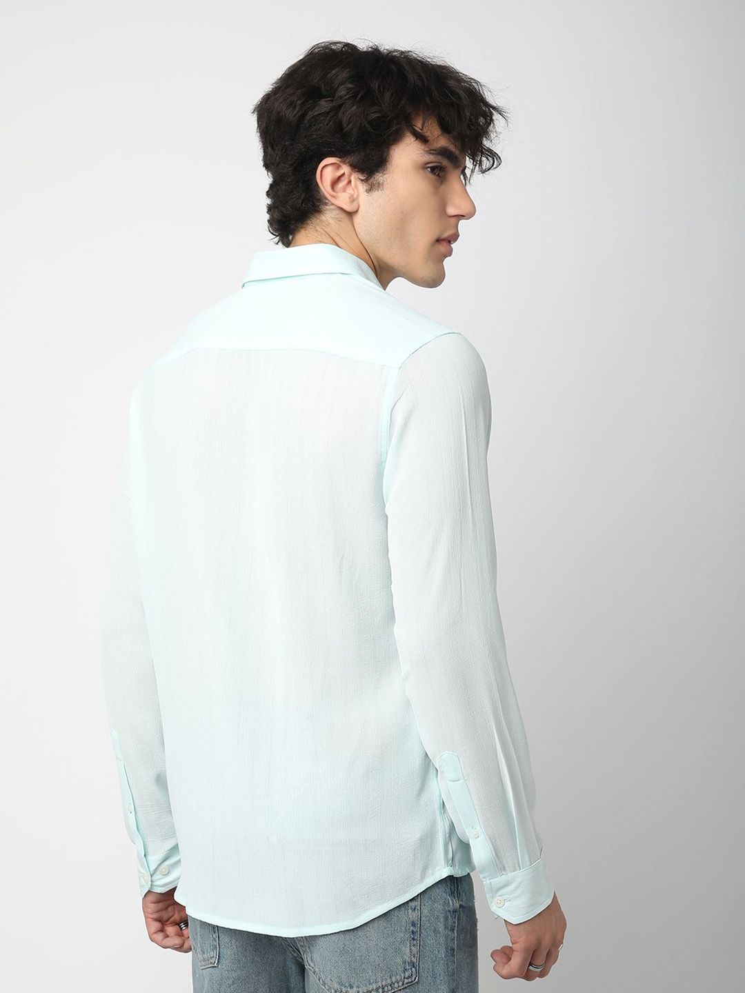 VASTRADO Men Classic Spread Collar Solid Slim Fit Casual Shirt