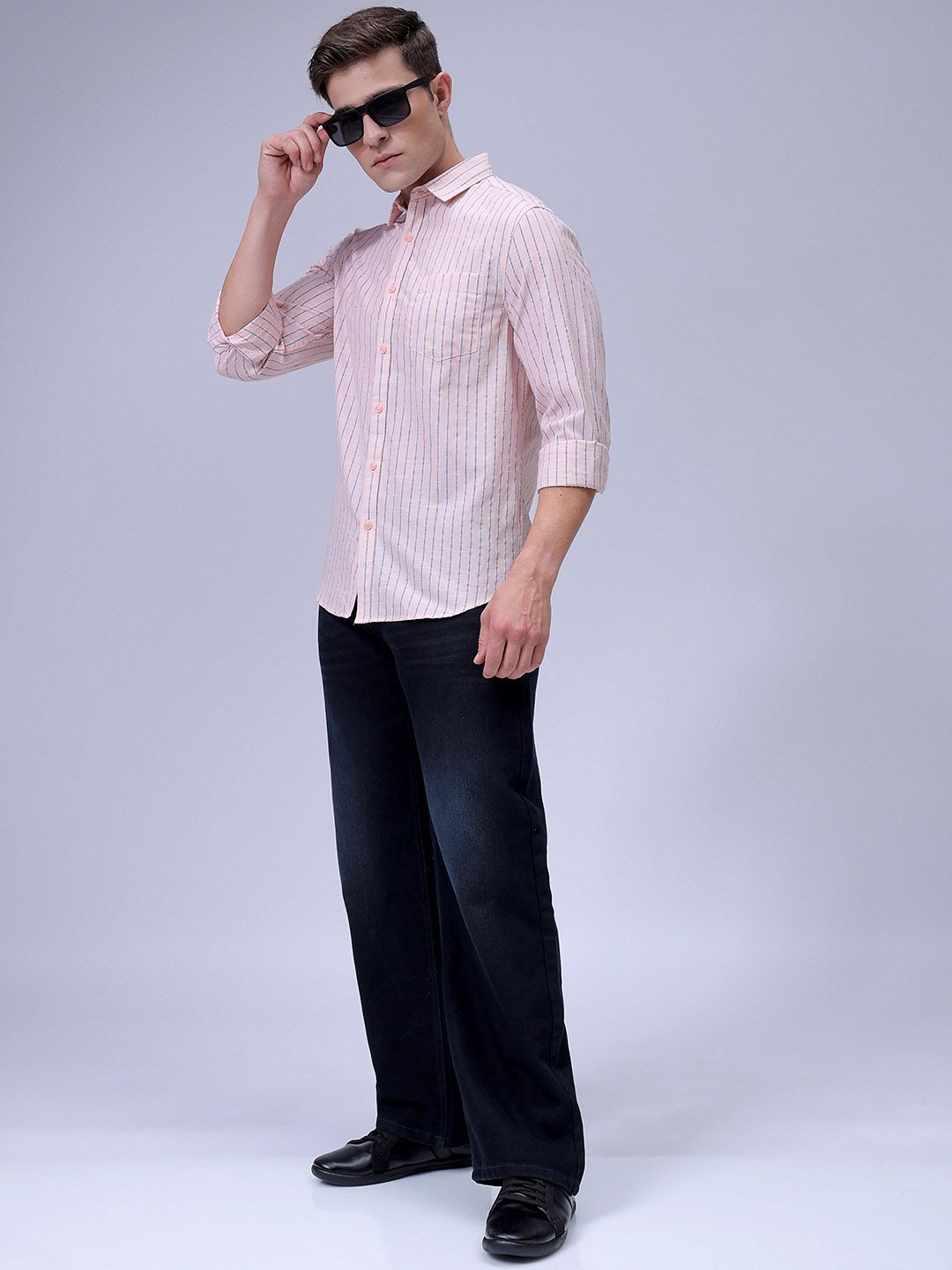 The Indian Garage Co Men Slim Fit Spread Collar Vertical Striped Cotton Casual Shirt