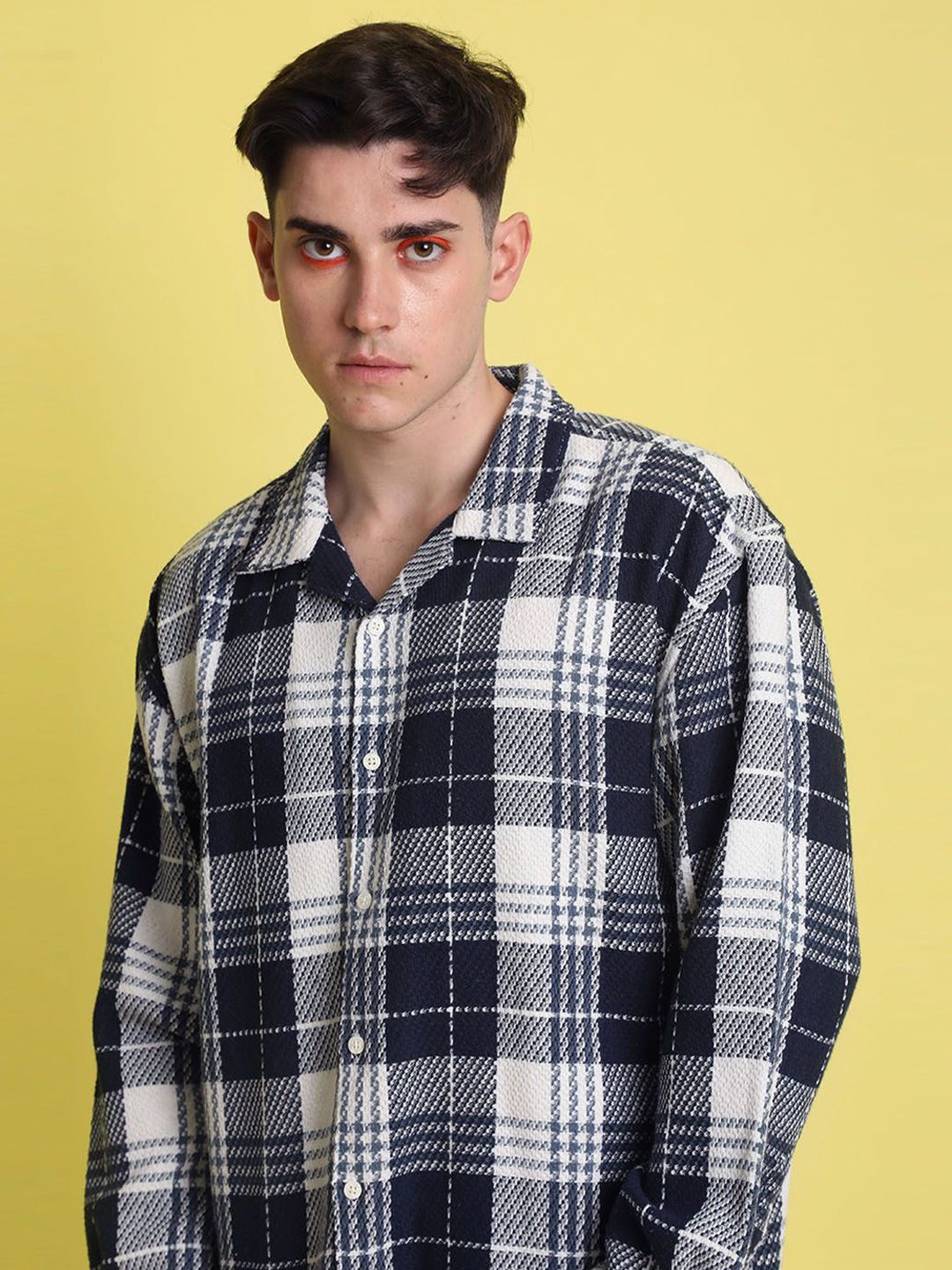 Bene Kleed Men Tartan Checked Relaxed Fit Textured Casual Shirt