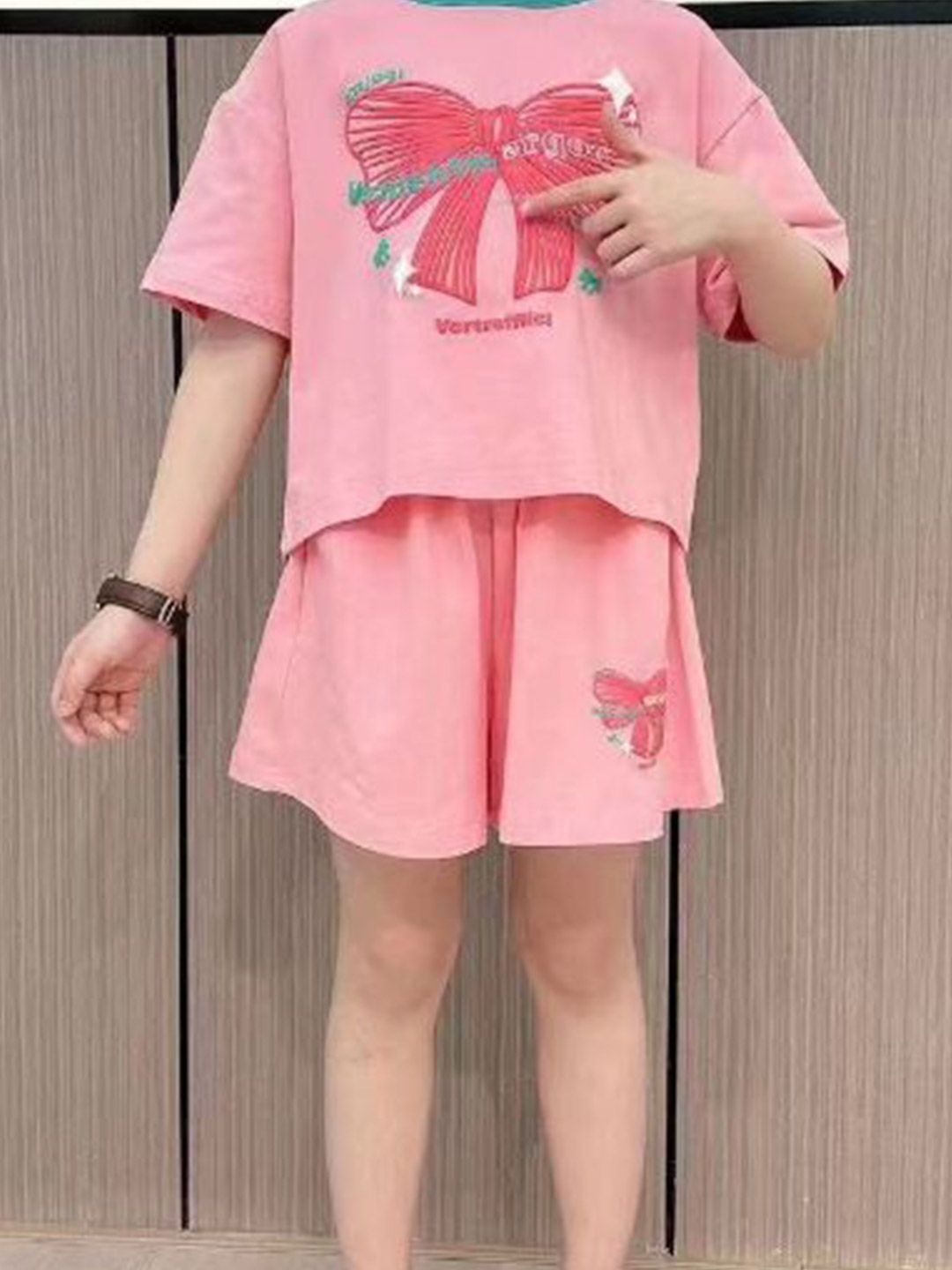 YK Girls Printed Round Neck T-Shirt With Shorts