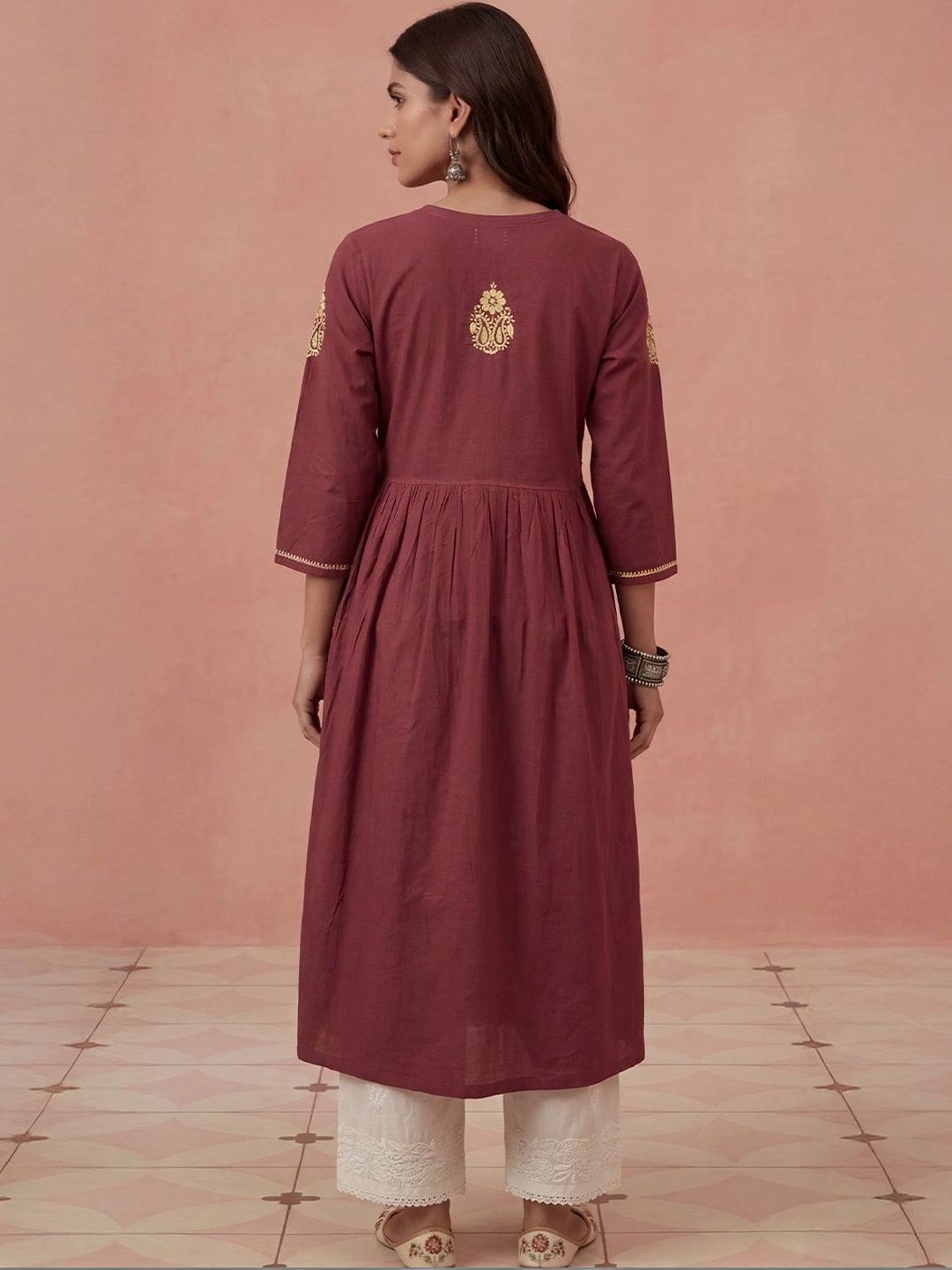 Rumah Wanita Chikankari Kerja Benang Sulam Anarkali Kurta