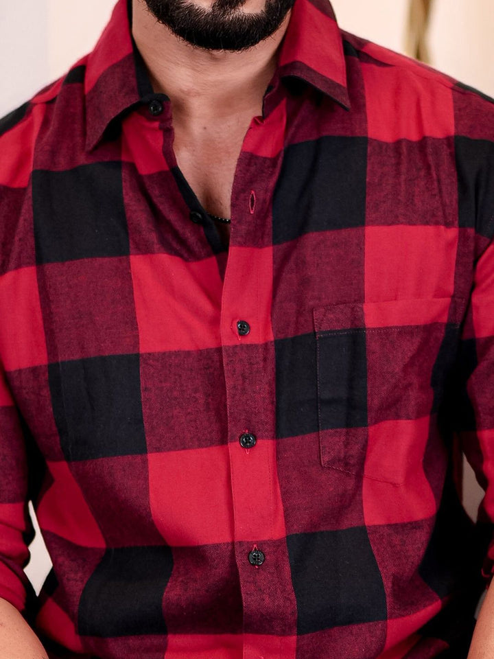 Eszett Men Buffalo Checked Spread Collar Baju Kasual