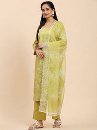 Mamicha Women Floral Embroidered Regular Pure Cotton Kurta with Trousers & With Dupatta