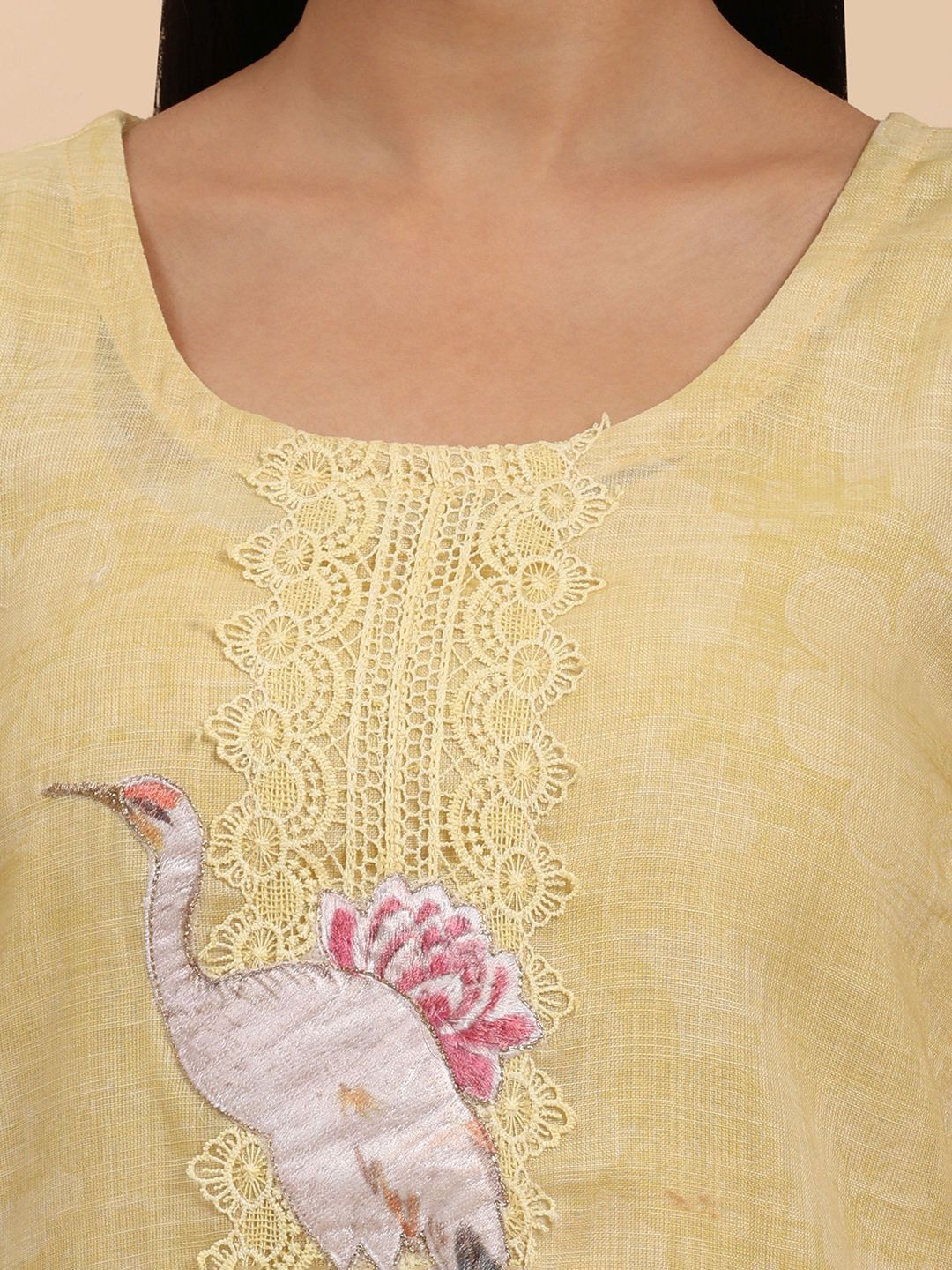 Mamicha Women Floral Printed Regular Pure Cotton Kurta with Trousers & With Dupatta