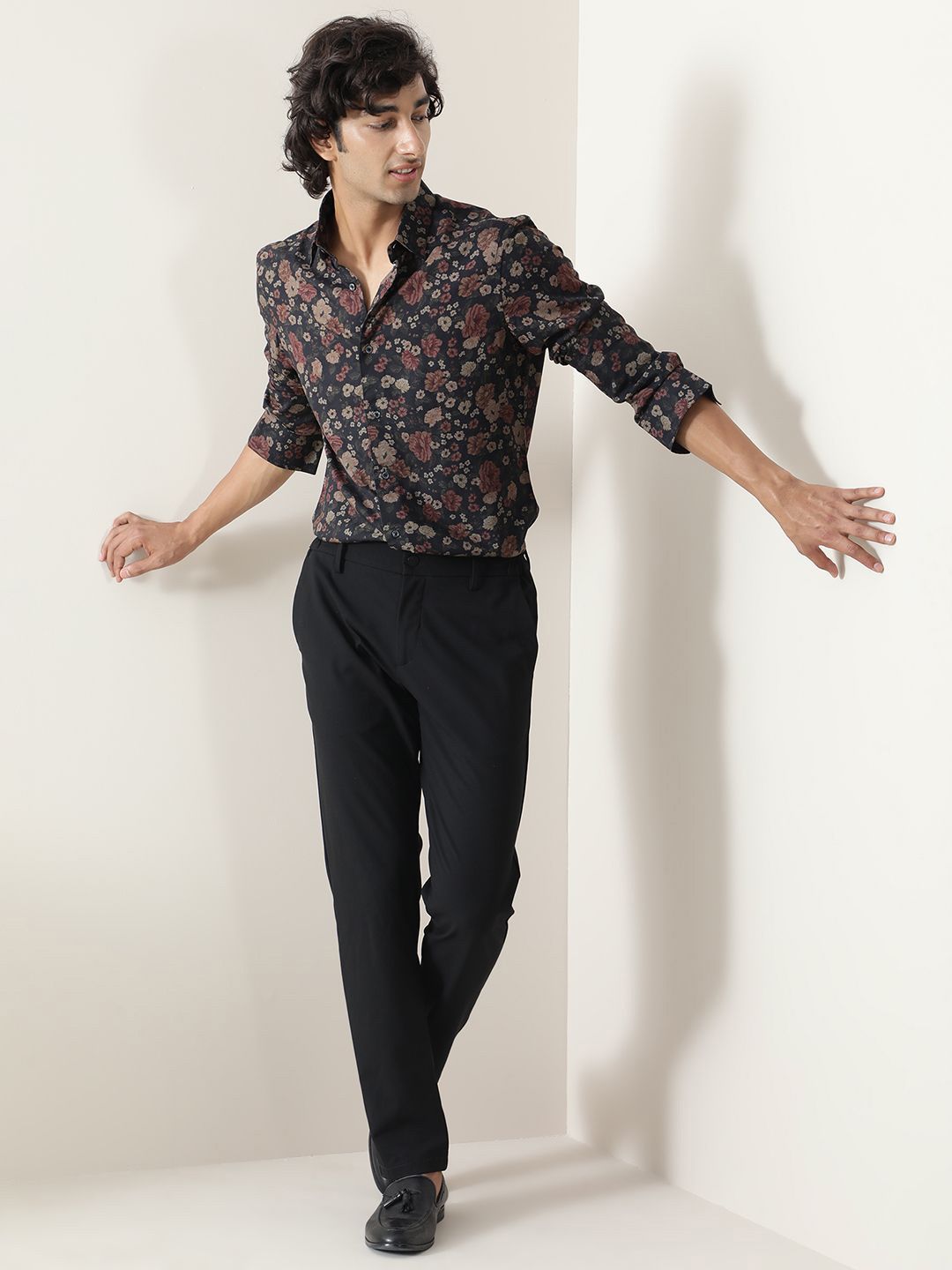RARE RABBIT Men Comfort Floral Printed Casual Shirt