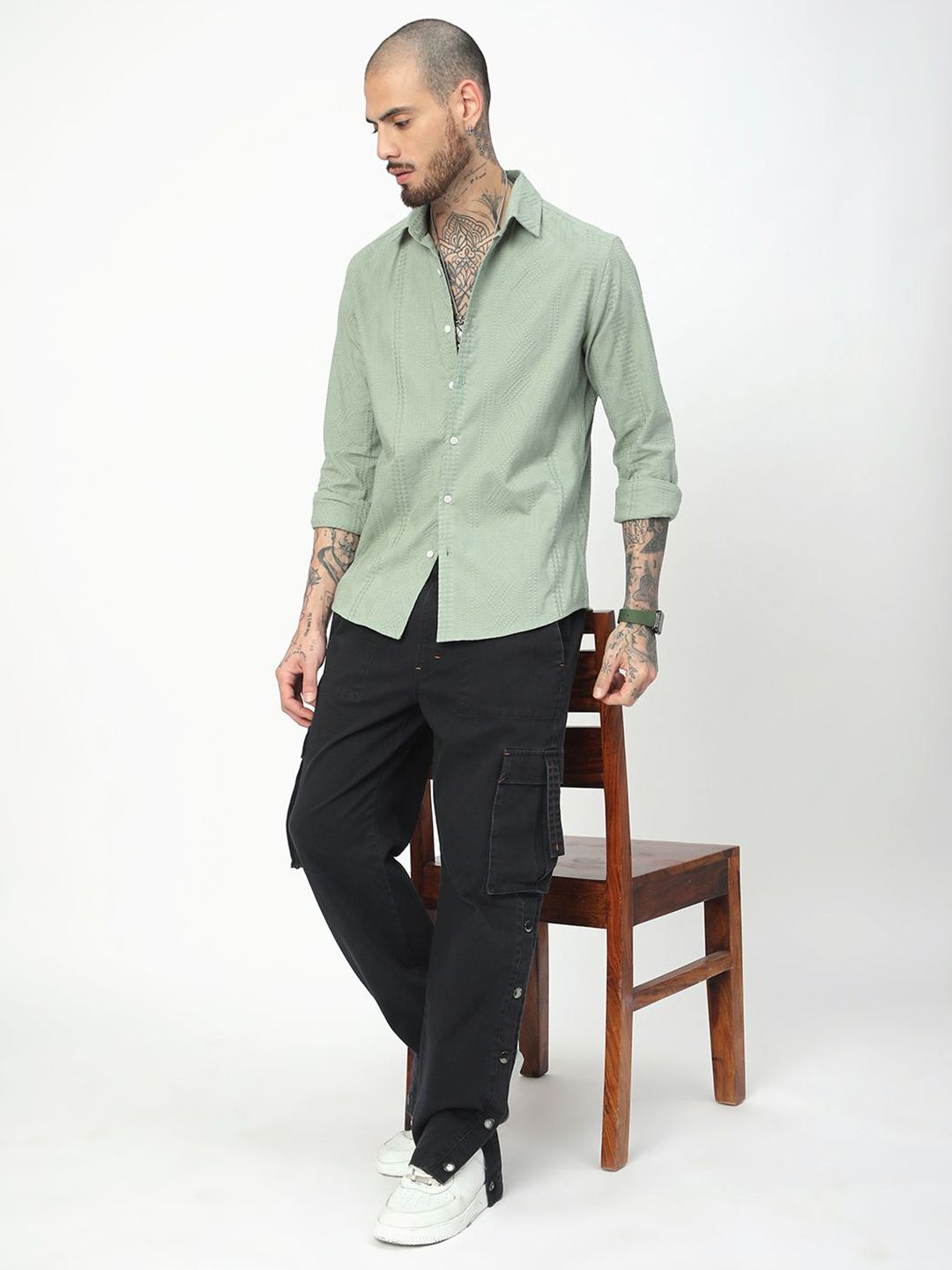 VASTRADO Men Classic Slim Fit Opaque Casual Shirt
