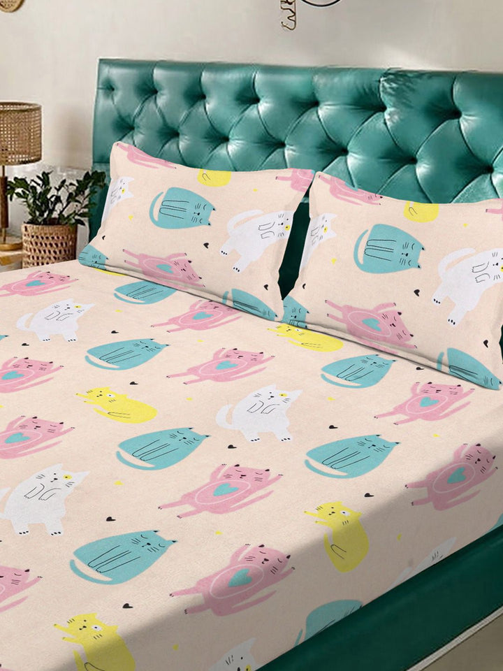 Watak Kartun KLOTTHE Beige Dilengkapi Cadar Katil King Double 300 TC Dengan 2 Sarung Bantal