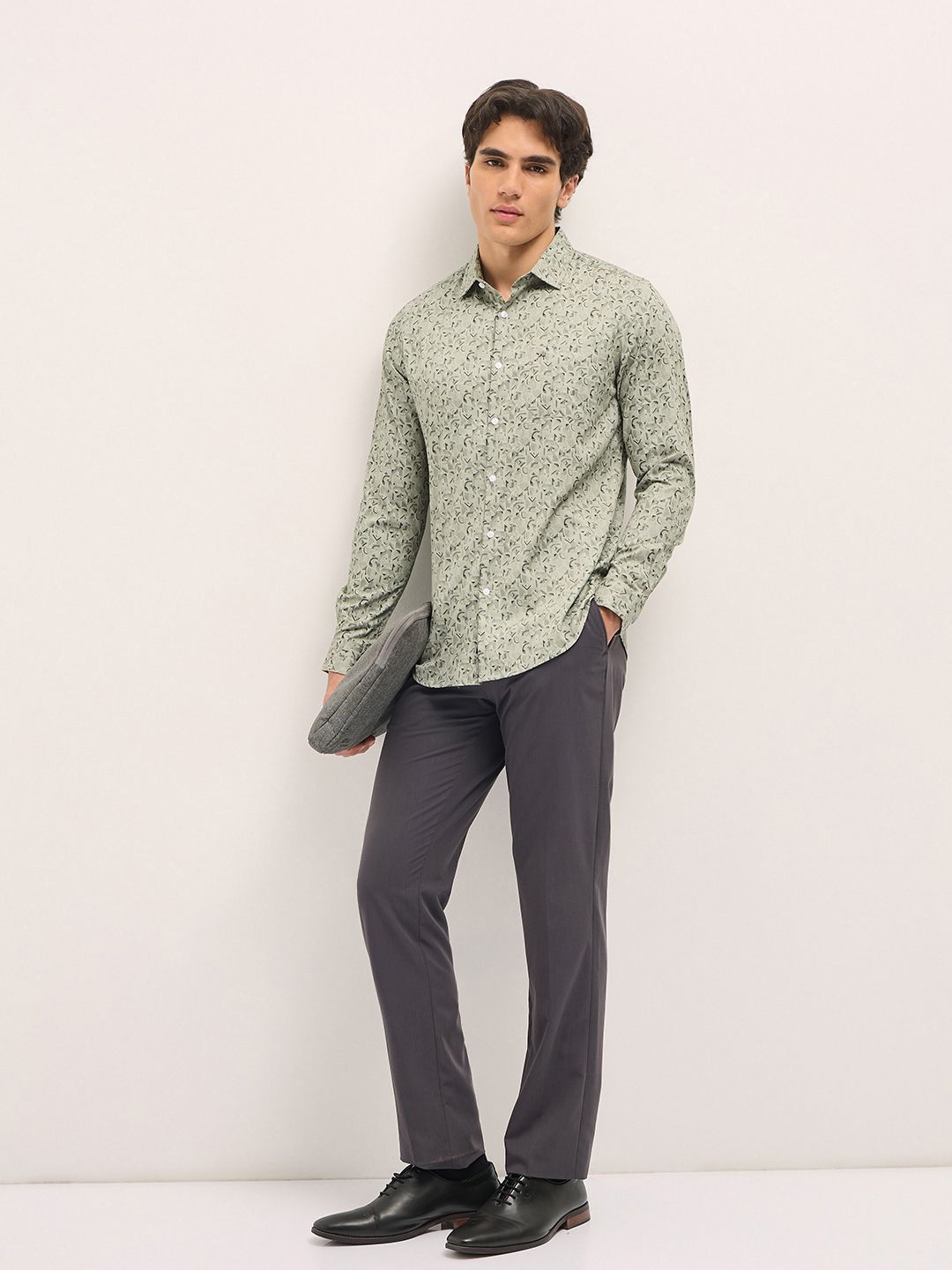 THE BEAR HOUSE Men Tailored Fit Opaque Printed Formal Shirt