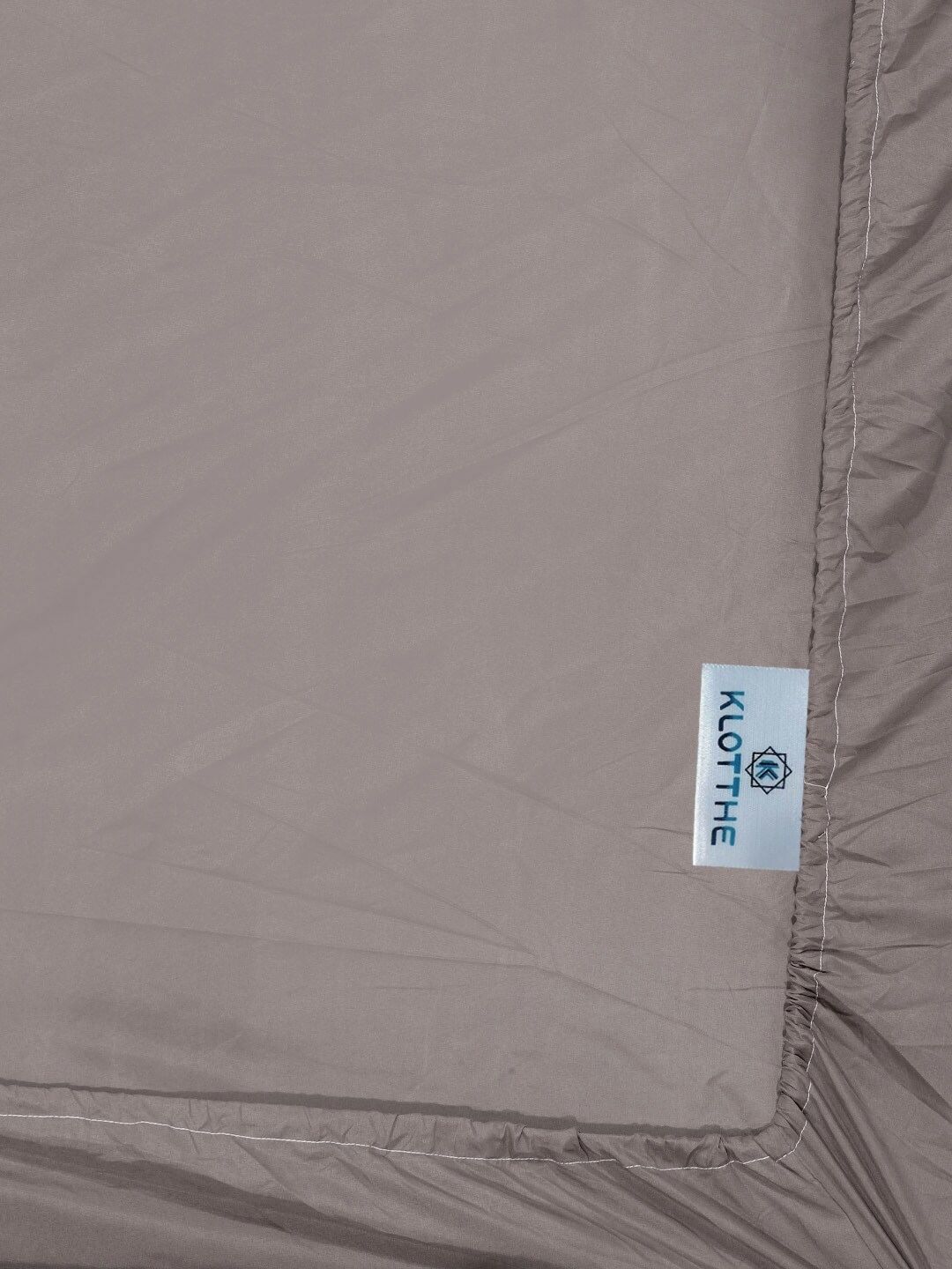 KLOTTHE Grey Polycotton Skin-Friendly 300 TC Fitted King Bedsheet with 2 Pillow Covers-98 x 89 inches