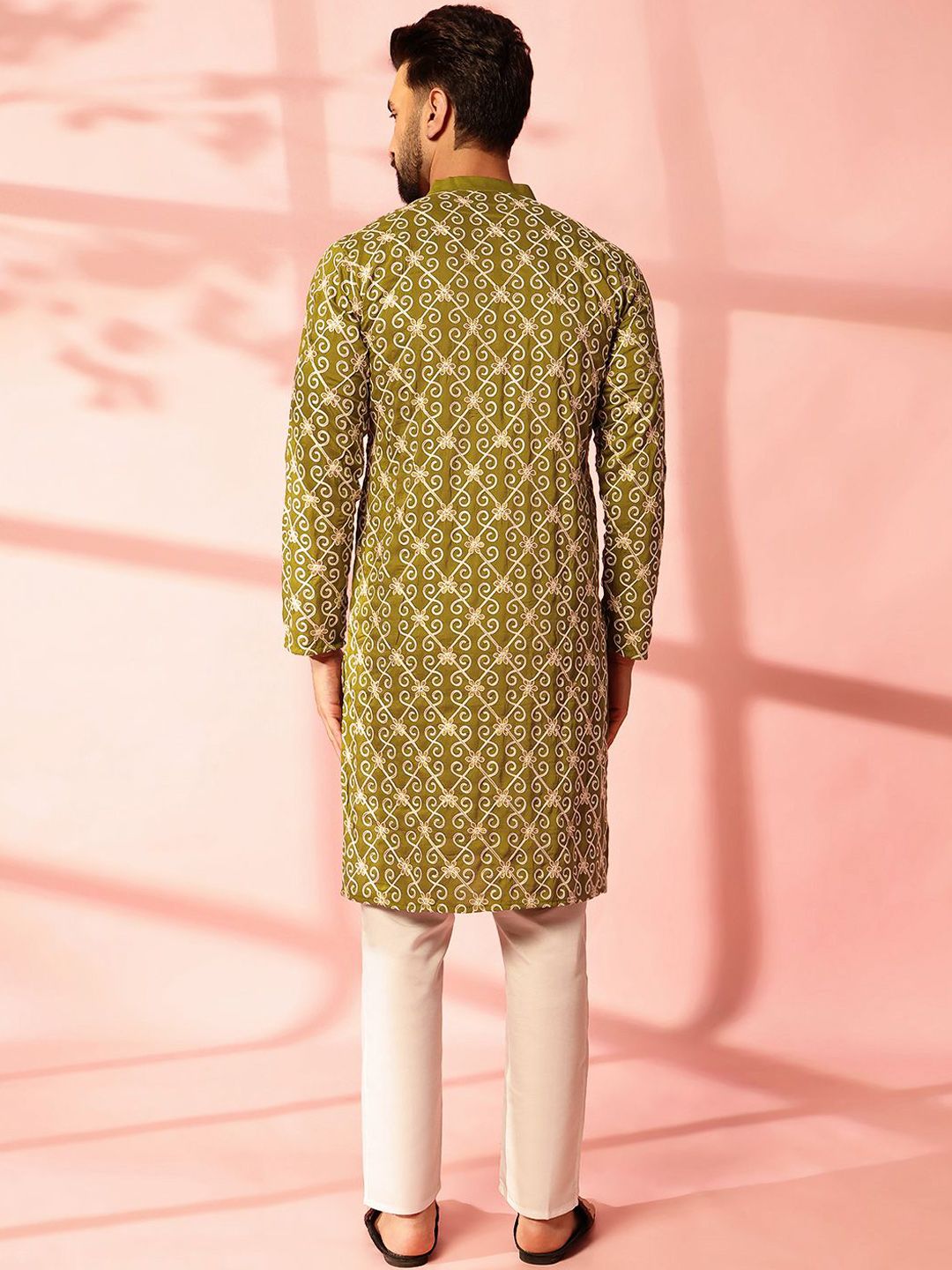 Anouk Floral Embroidered Mandarin Collar Thread Work Cotton Straight Kurta