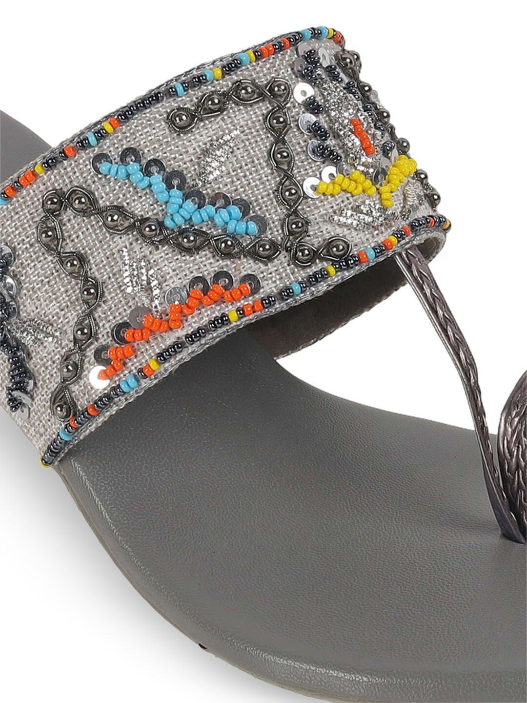 Mochi Women Printed Open Toe Block Heel Sandals