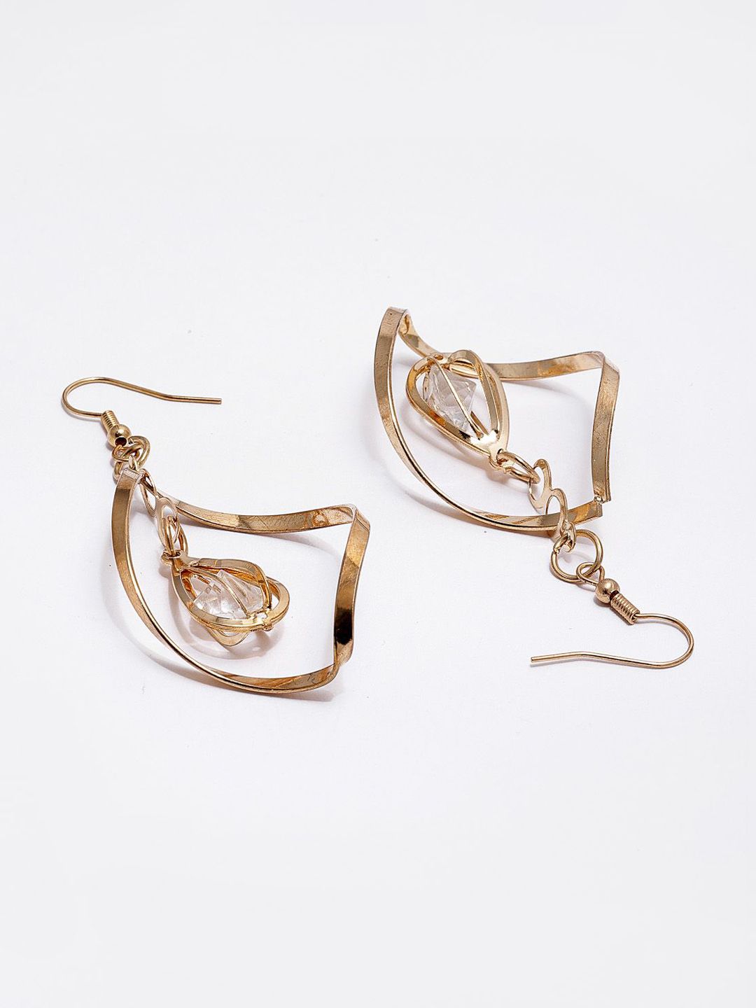 DressBerry Contemporary Drop Earrings