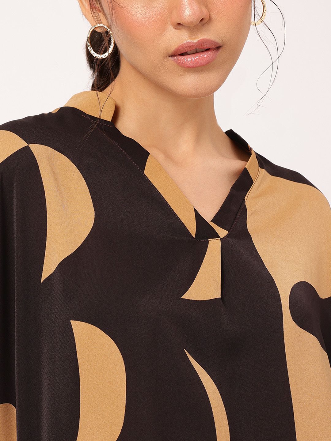 DressBerry Feminine Force Printed A-Line Top