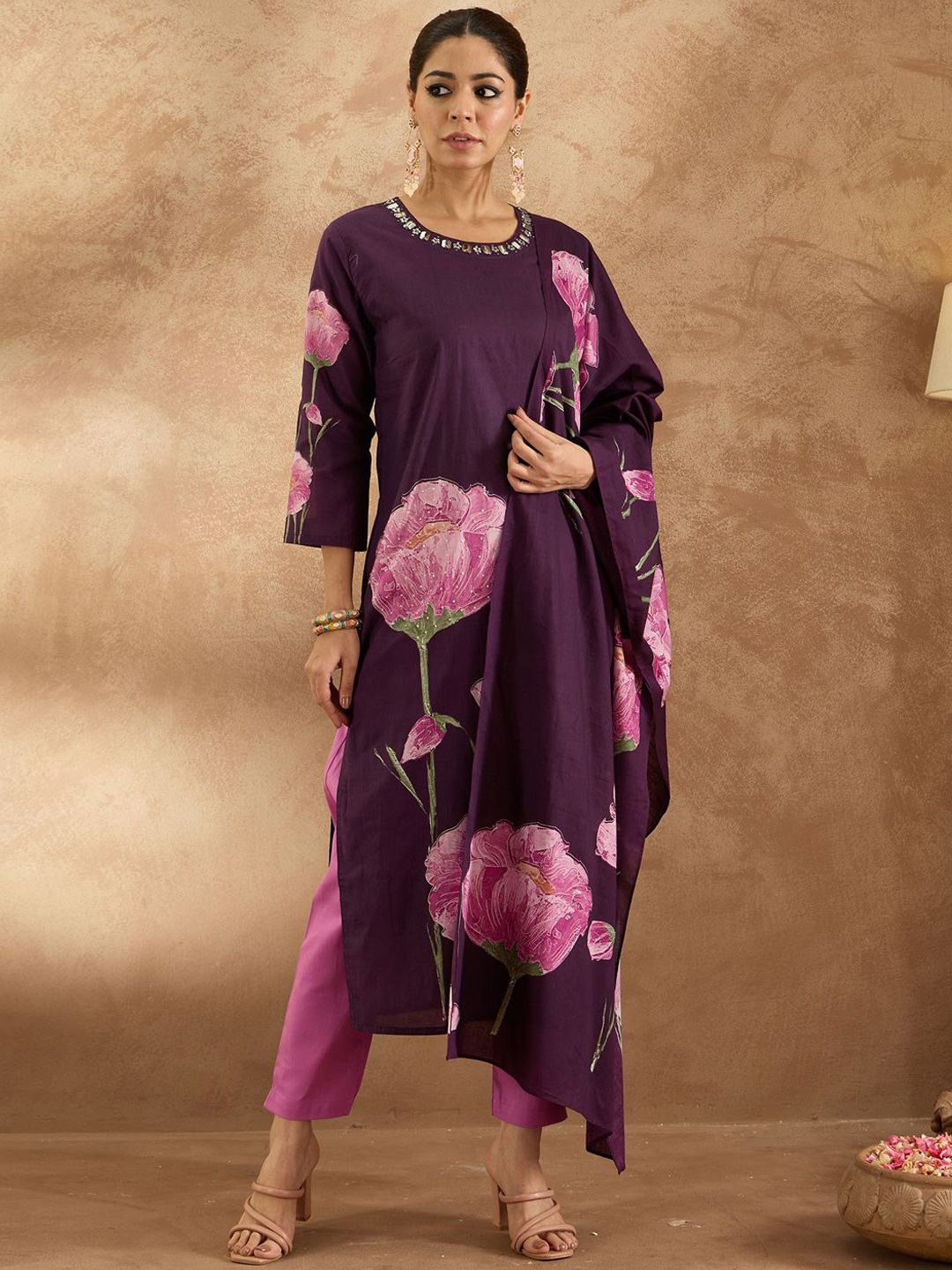 Indo Era Women Floral Printed Regular Pure Cotton Kurta with Trousers & With Dupatta