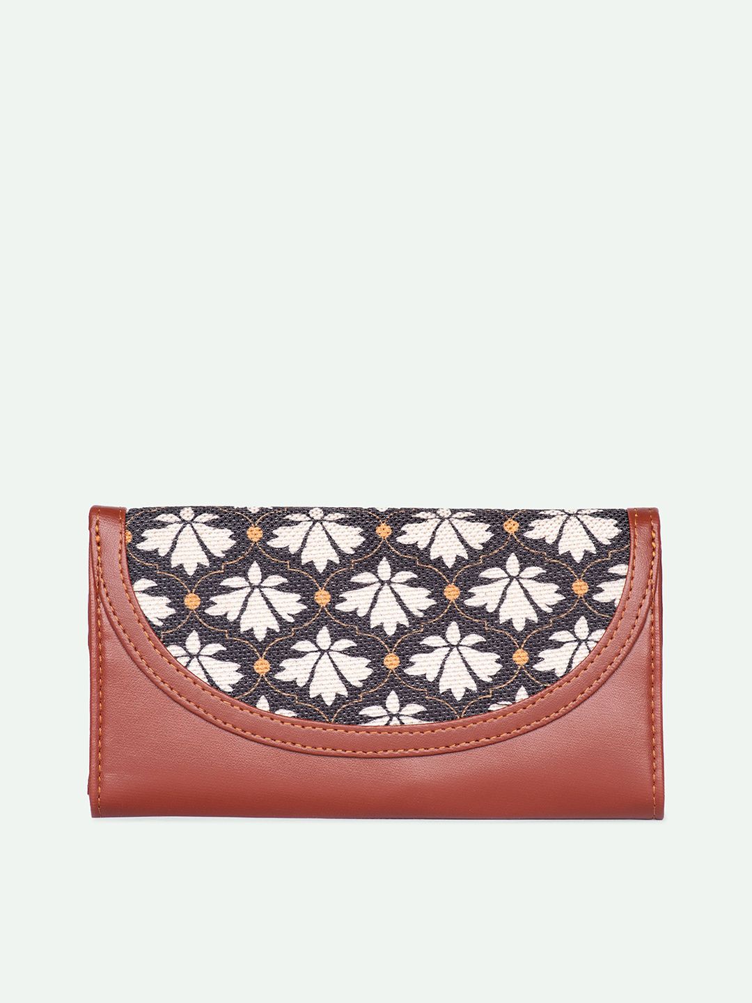 Zouk Wanita Bidri Kaiser Kyra Flap Wallet