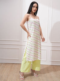 Vishudh Women Floral Printed Regular Kurta with Palazzos