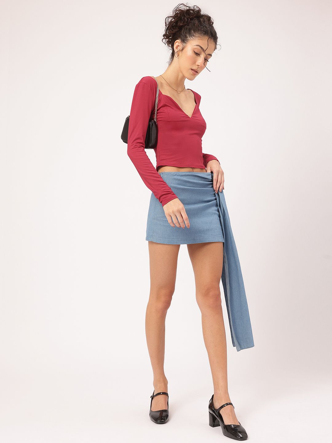 DressBerry Elevated Essentials Plunge Sweetheart Fitted Crop Top