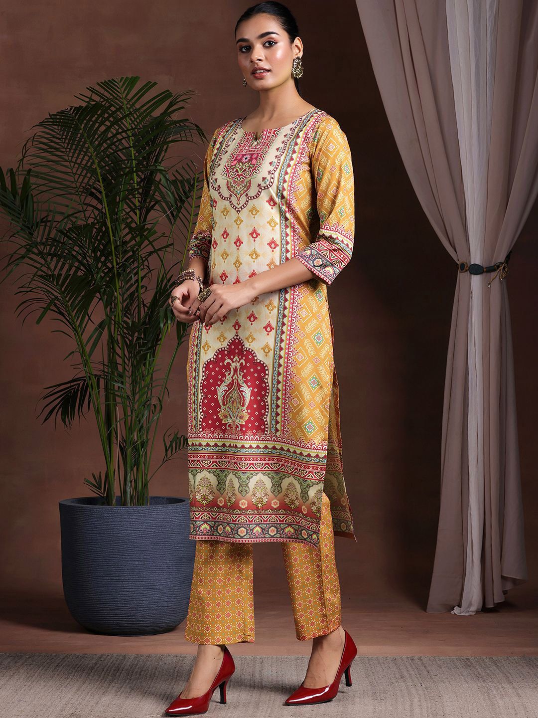 Libas Ethnic Motifs Printed Kurta with Trousers & Dupatta