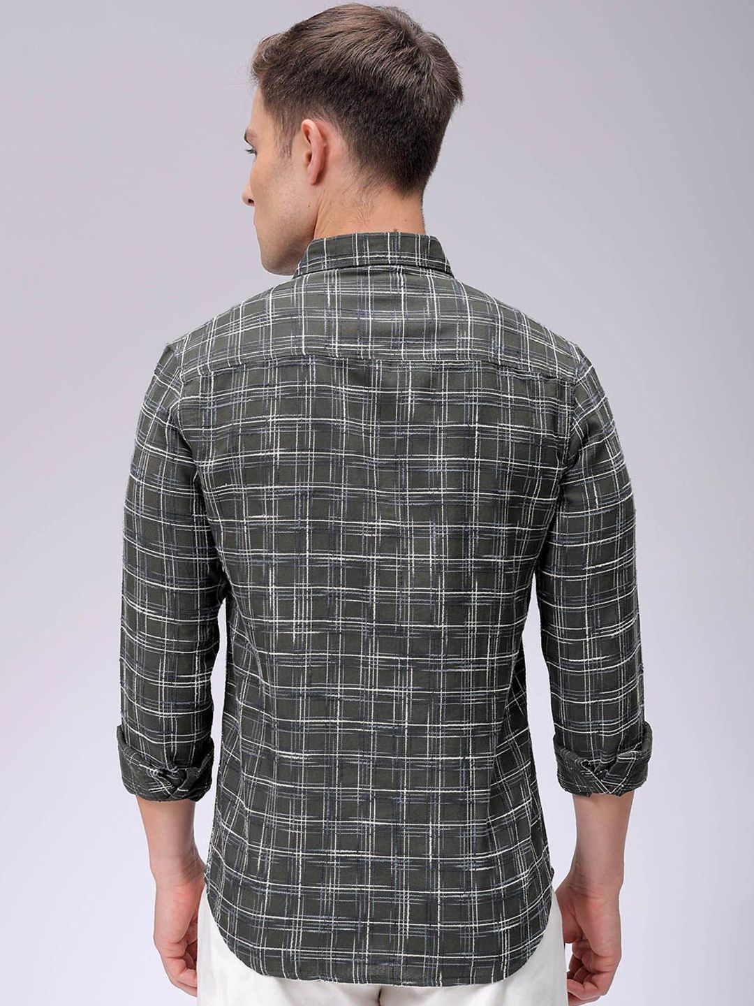 The Indian Garage Co Men Slim Fit Opaque Checked Casual Shirt