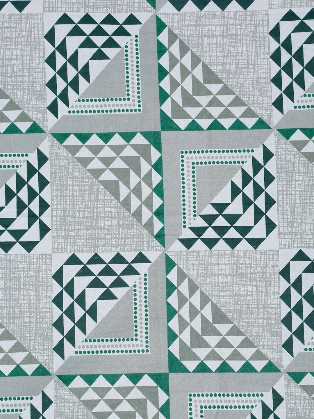 Myntra Elegant Homes Green & Grey Geometric 400 TC Single Bedsheet with 1 Pillow Covers